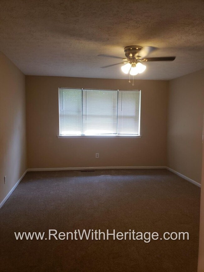 Building Photo - 4832 Timber Ridge Dr