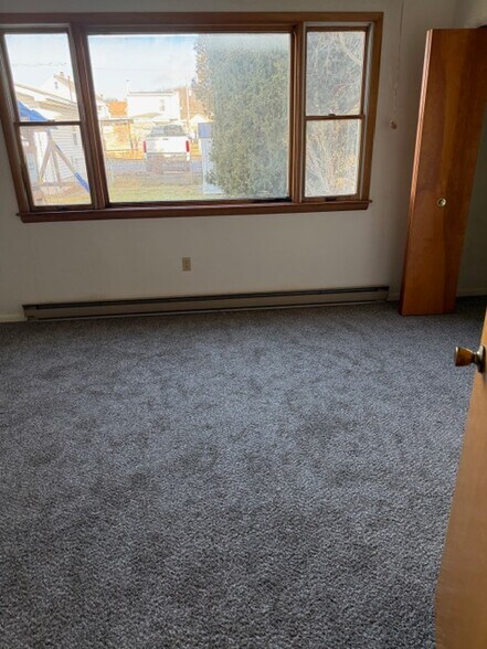 Bedroom - 100 Miner St