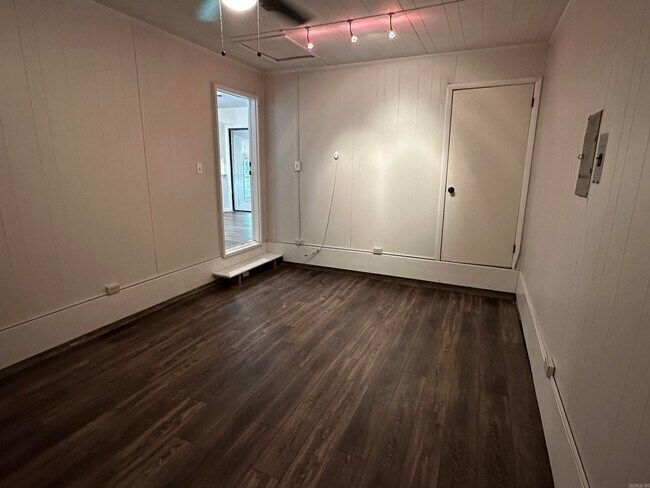 Building Photo - 1016 Watson Pl