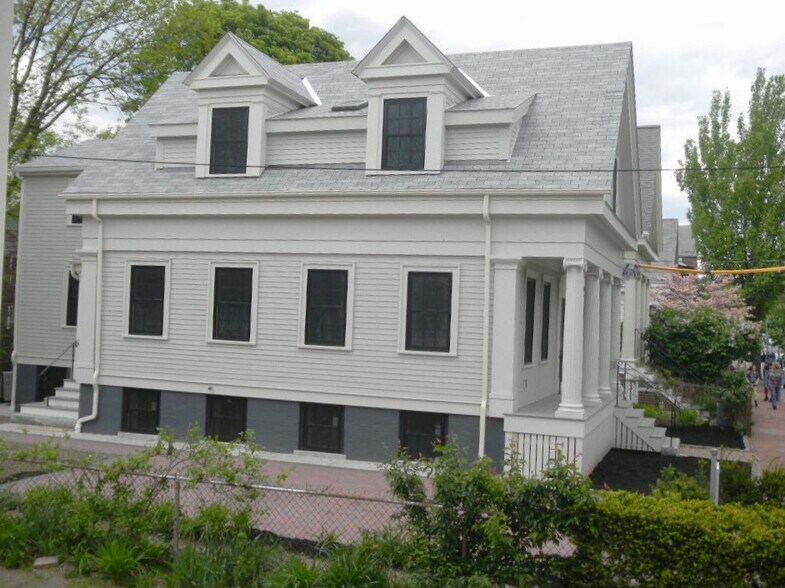 Building Photo - 77 Norfolk St