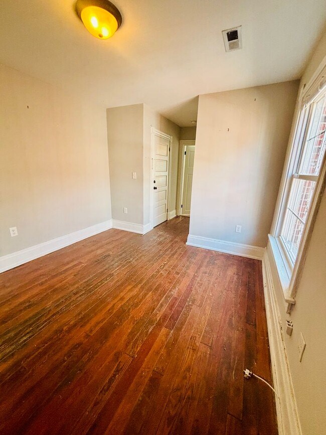 Building Photo - 711 Chimborazo Blvd