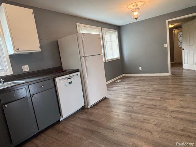 Building Photo - 1410 Airway Dr