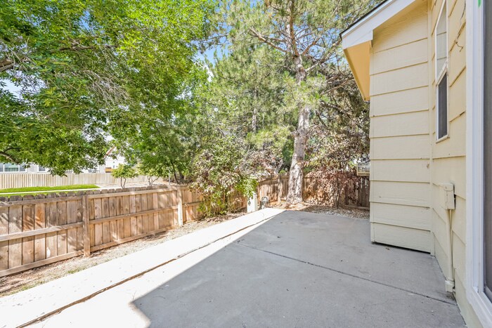 Building Photo - 17029 Hastings Ave