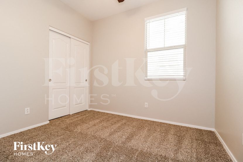 Building Photo - 26828 N 176th Ln