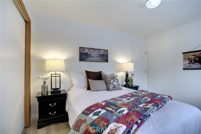 Building Photo - 430 E Country Club Blvd