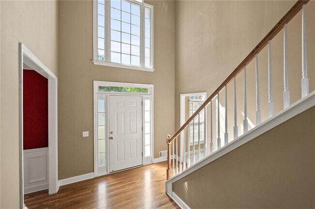 Building Photo - 10950 Kimball Crest Dr