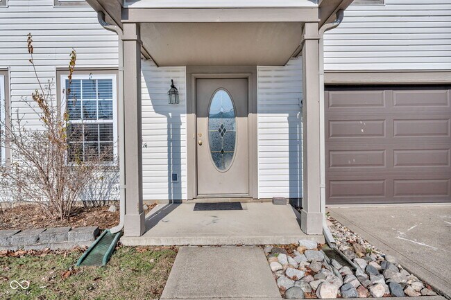 Building Photo - 8818 Browns Valley Ln