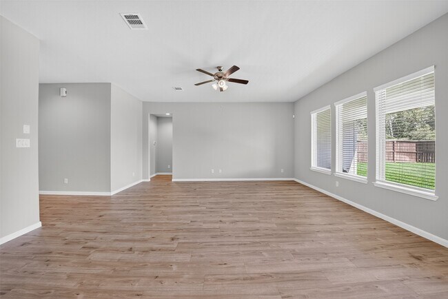 Building Photo - 18222 Humber River Ln