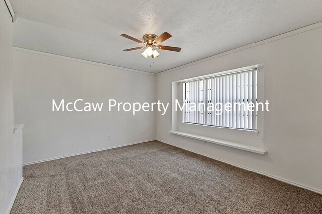 Building Photo - 7933 Bermejo Rd