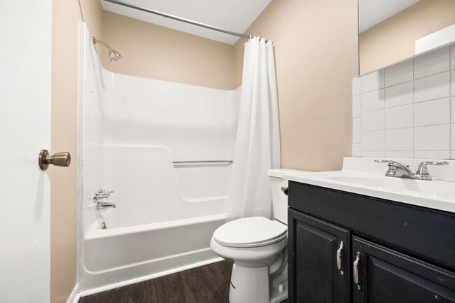 Building Photo - 163 Spruance Rd