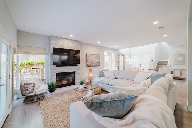 Building Photo - 7528 Navigator Cir