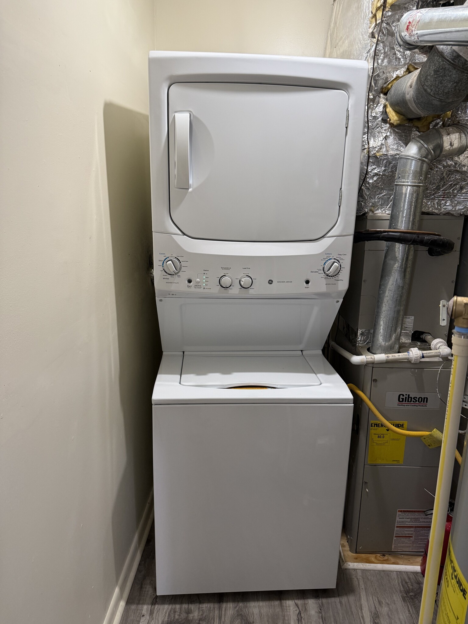 Building Photo - 425 S Church St