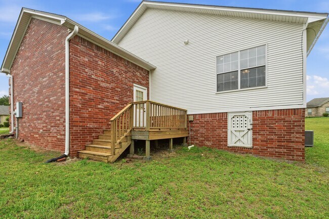 Building Photo - 1 Zircon Dr