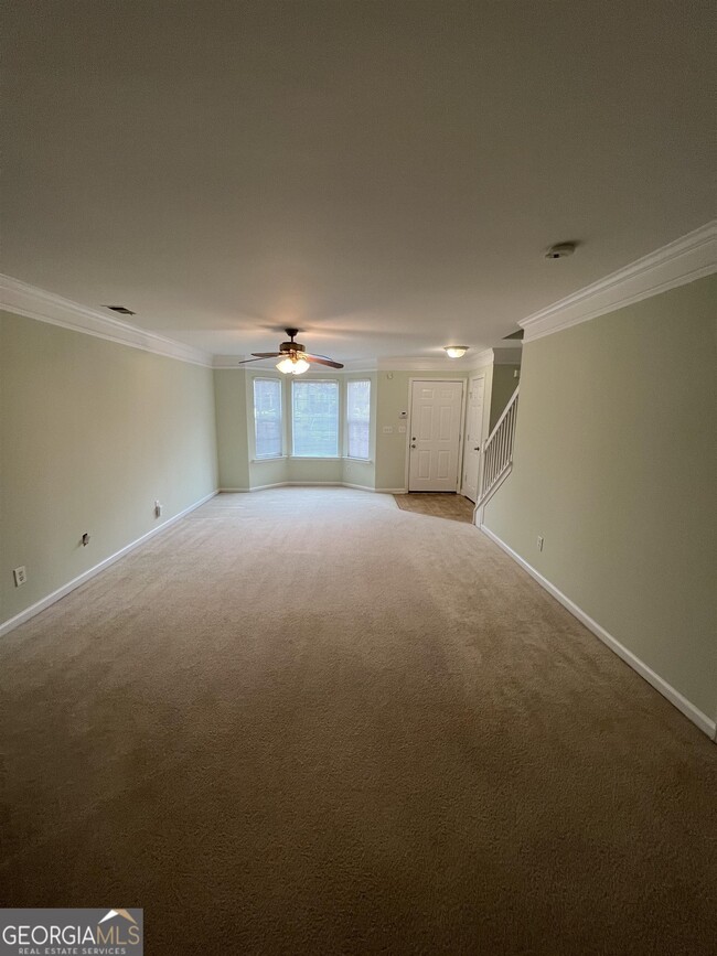 Building Photo - 805 Crestwell Cir