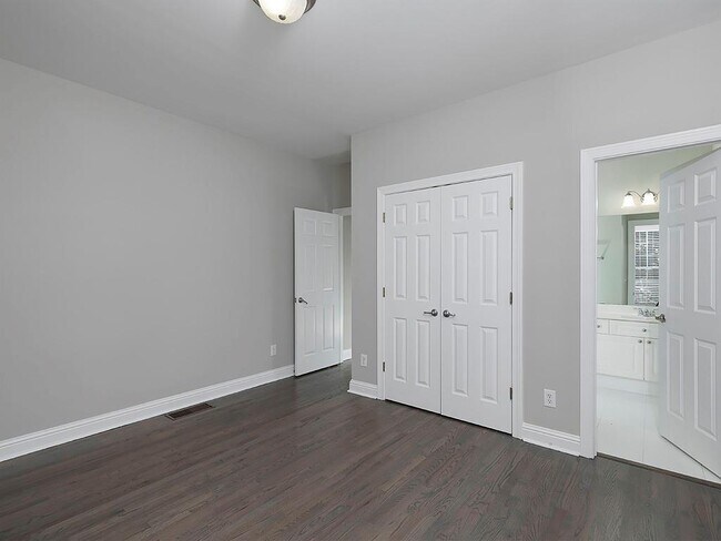 Building Photo - 4055 St Michelle Ln