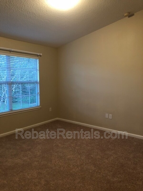 Building Photo - 13498 Essence Ct