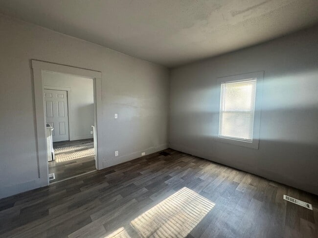 Building Photo - 4774 Belvidere St