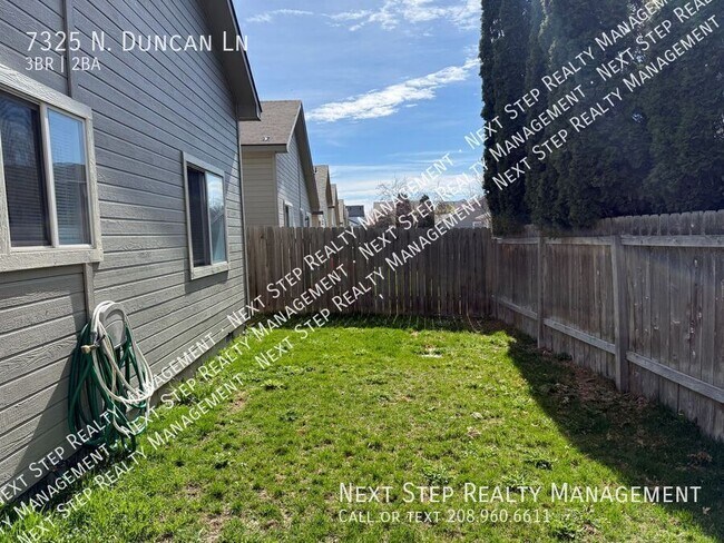 Building Photo - 7325 N Duncan Ln