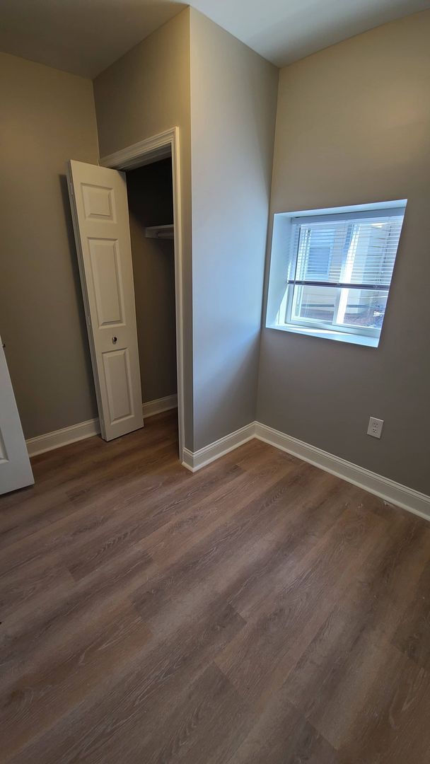 Building Photo - 3 Bed, 1.5 Bath House for Rent in Port Ric...