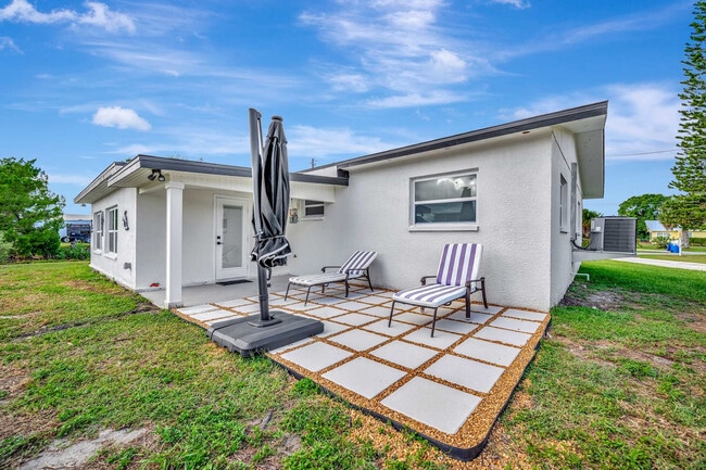 Building Photo - 3396 Minnow Creek Dr