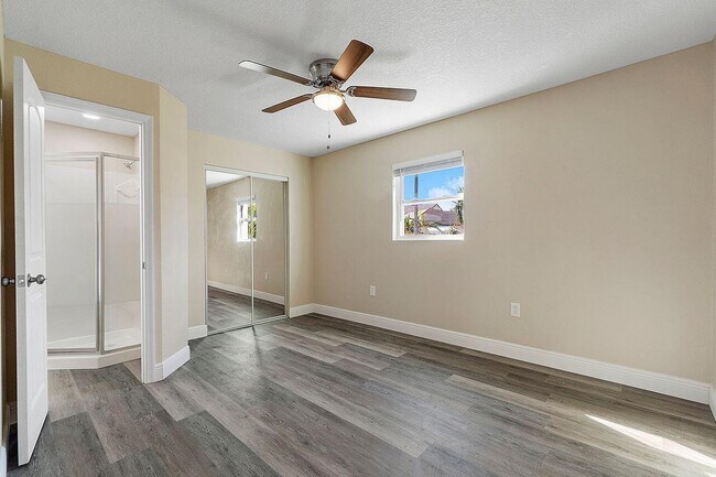 Building Photo - 140 S Marjorie Ct