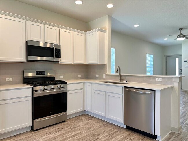 Building Photo - 5132 Vanner Path