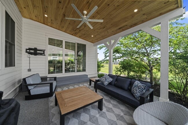 Building Photo - 10420 Pagoda Way