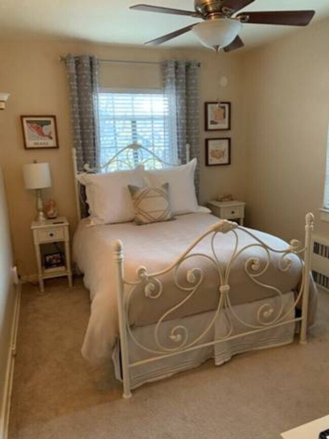 Building Photo - DUPLEX - NOSTALGIC - OLD SOUTHWEST - ON-SI...