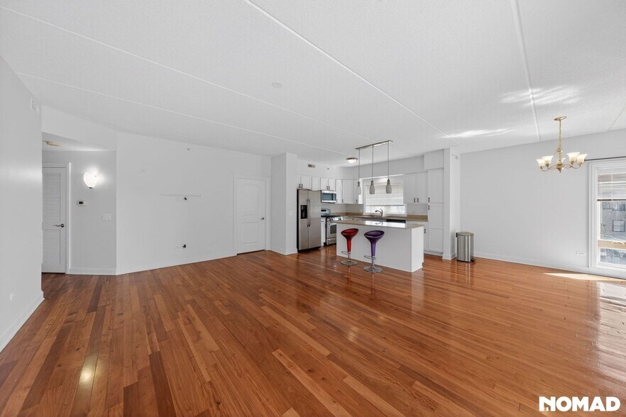 Building Photo - 787 Graceland Ave