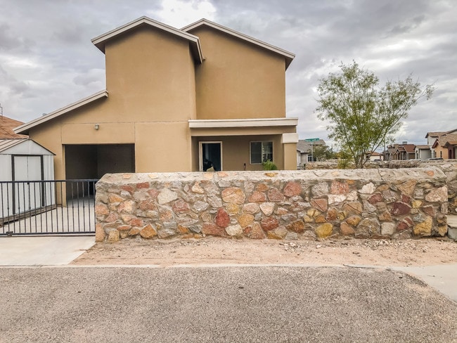 Building Photo - 4017 Hueco Land Ln