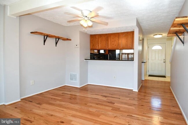 Building Photo - 8417 Cedar Falls Ct