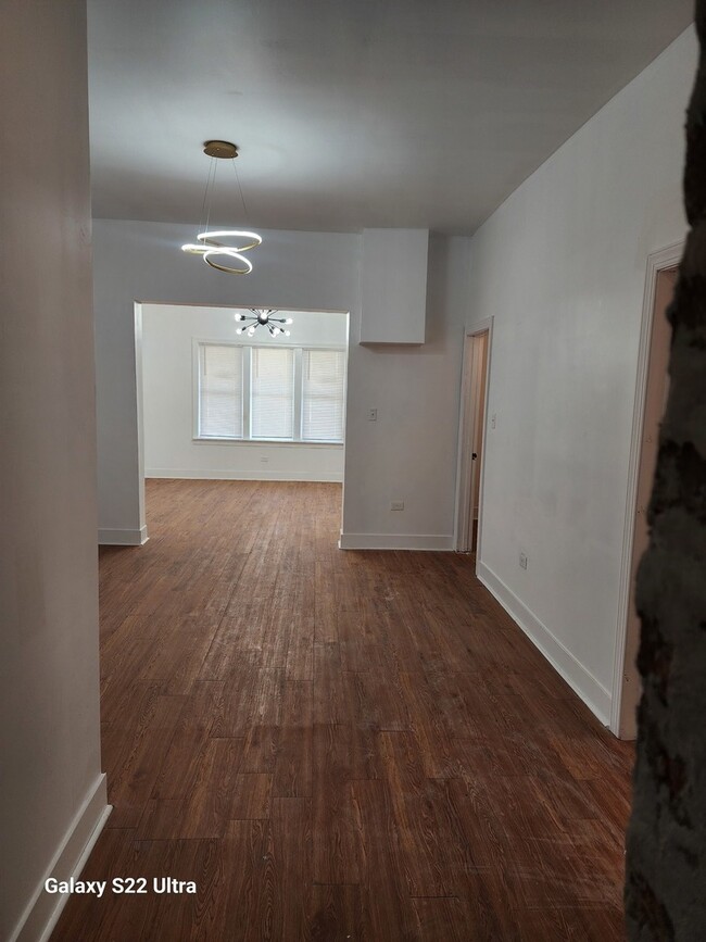 Building Photo - 8909 S Houston Ave