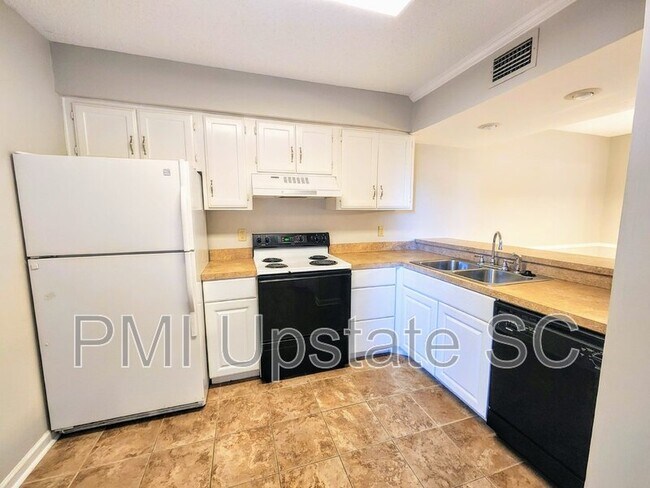 Building Photo - 3106 Bethel Rd