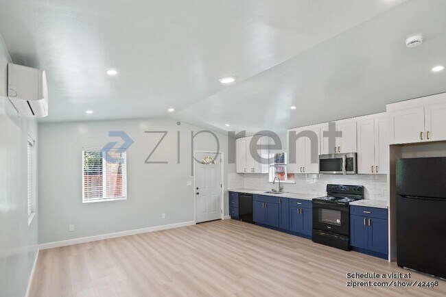 Building Photo - 1151 Francine Ct