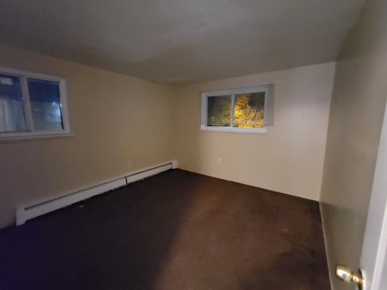 Building Photo - 13540 Superior Rd