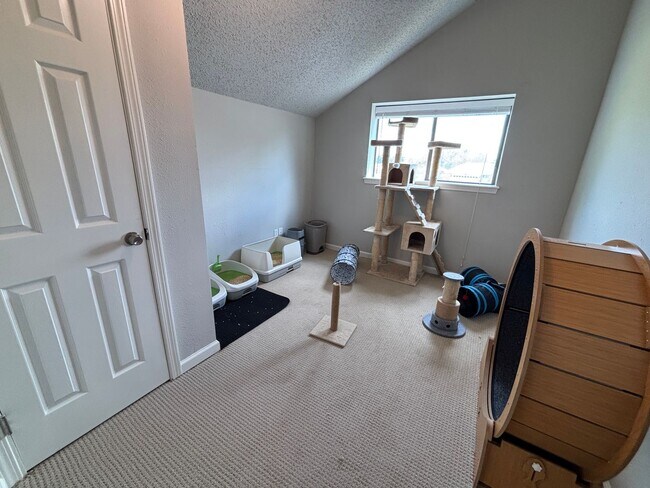 Building Photo - 4 BEDROOM IN NORTH  BOSSIER