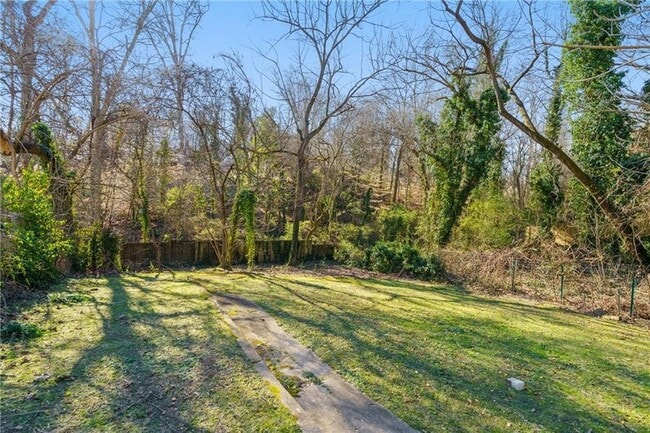 Building Photo - 2608 Church St NW