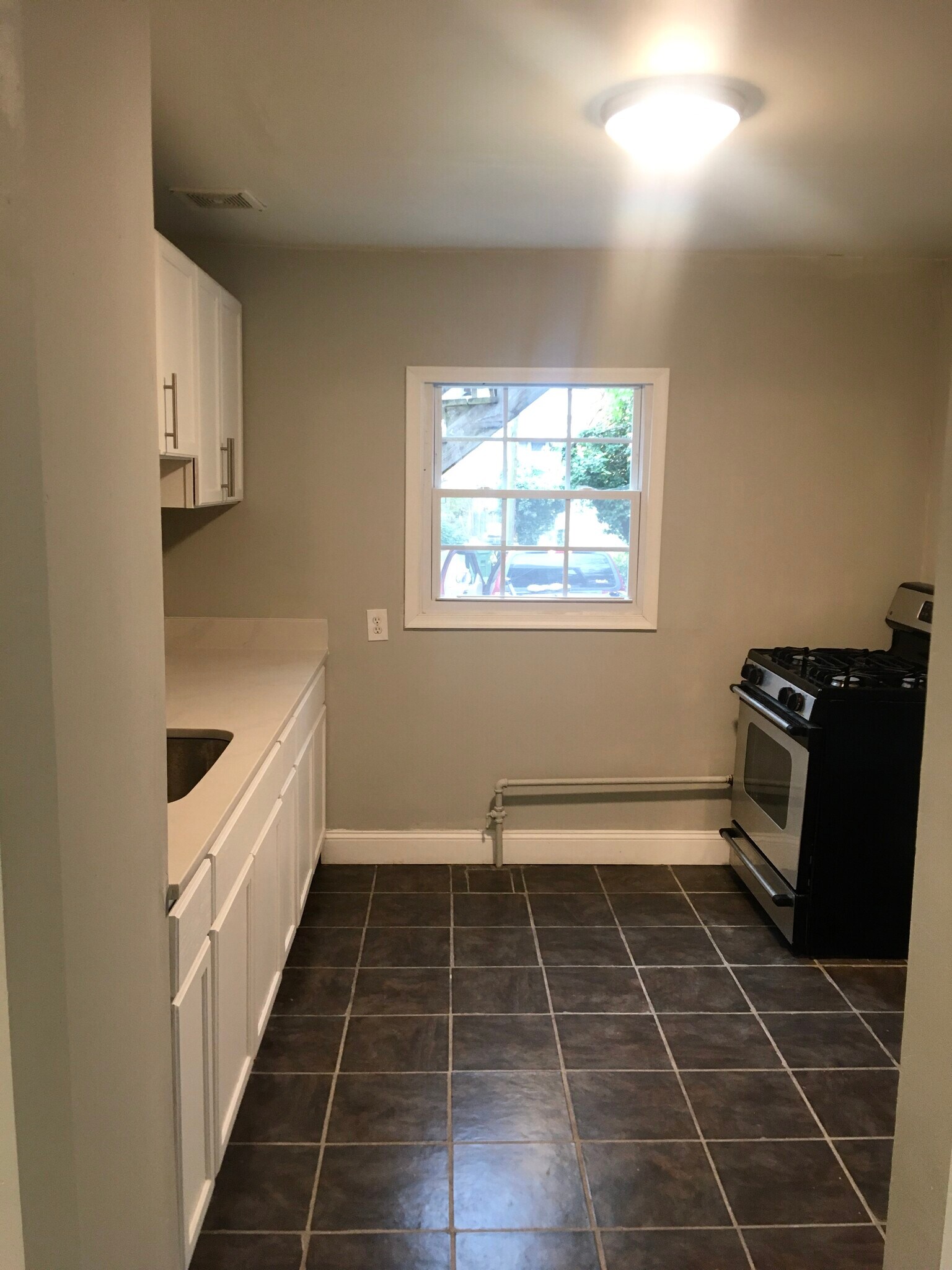 Kitchen - 3219 2nd Ave