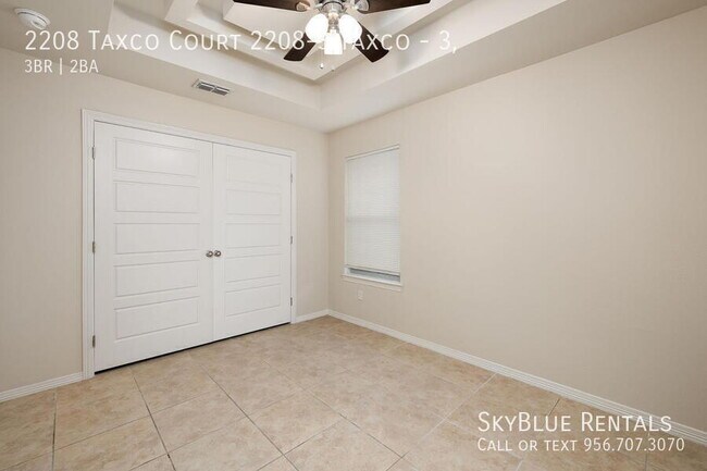 Building Photo - 2208 Taxco Ct