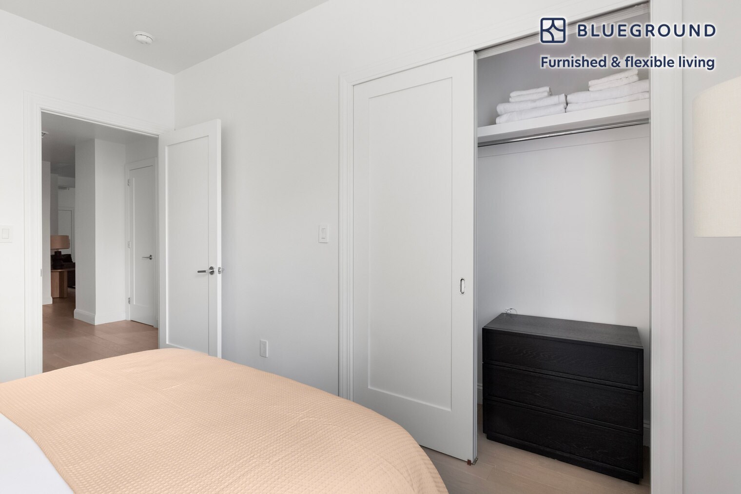 Building Photo - 915 W End Ave