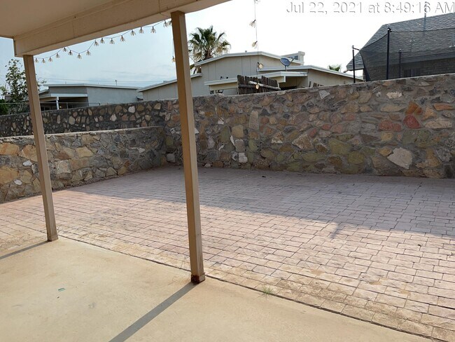Building Photo - 3308 Treasure Hill Pl