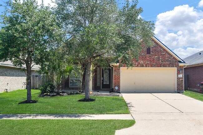 Building Photo - 16814 Ranger Ridge Dr