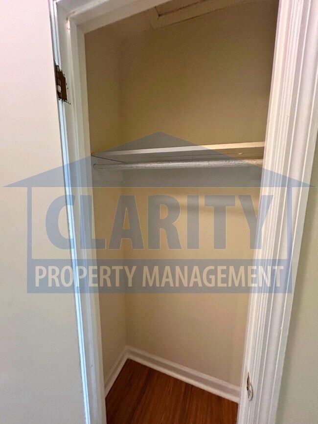 Building Photo - 286 Gardenia Ave NW