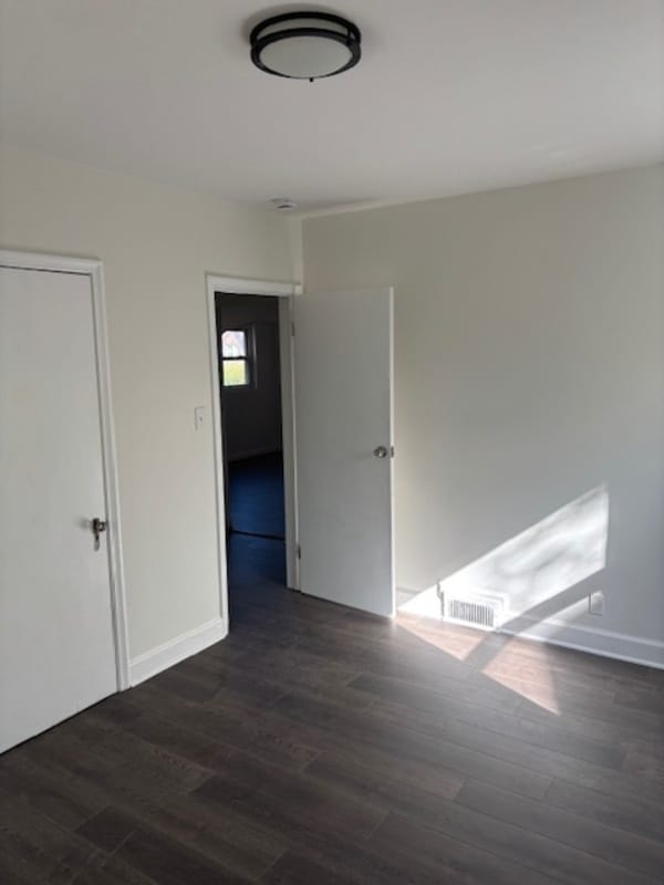 Building Photo - 14127 Winthrop St