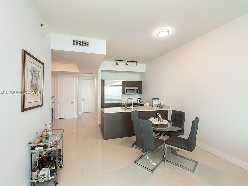 Building Photo - 55 SE 6th St