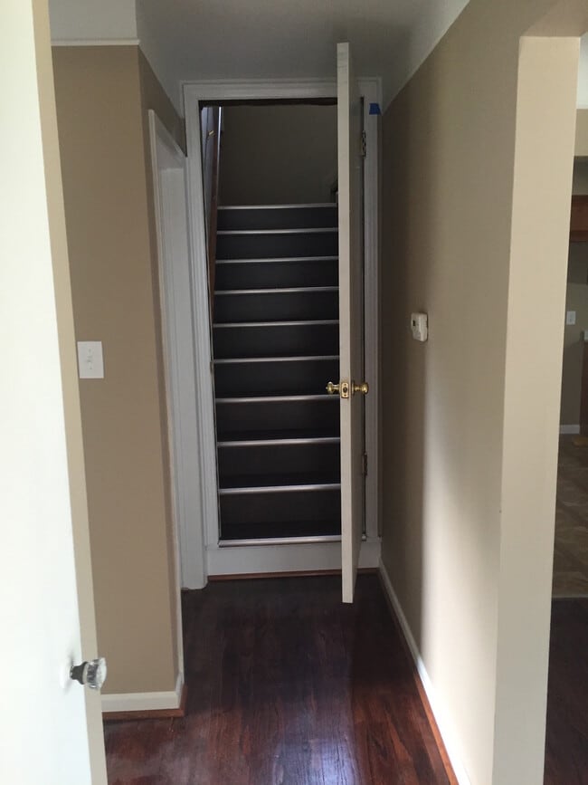 Building Photo - Cozy 3 bedroom 2bath Bungalow in nice Redford neighborhood