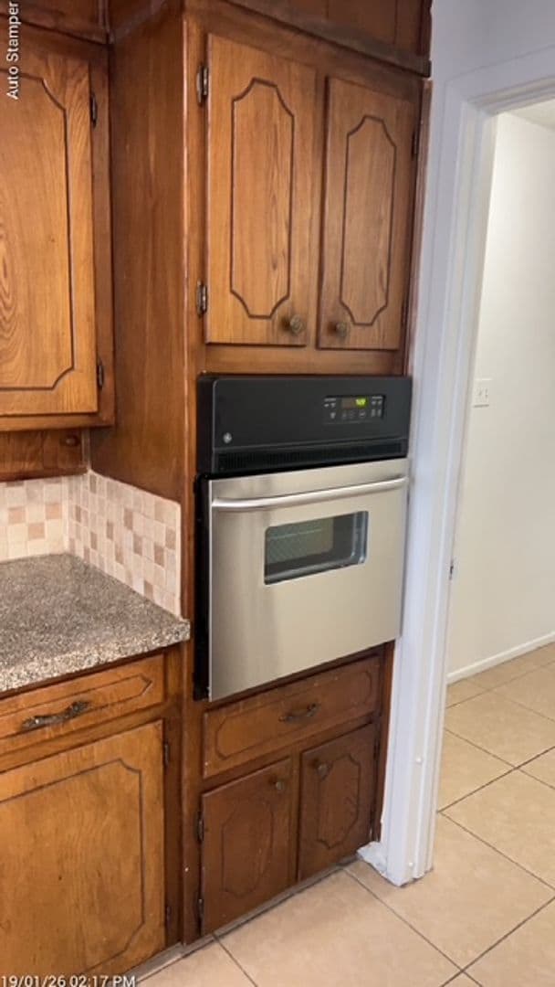 Building Photo - 905 Rose St