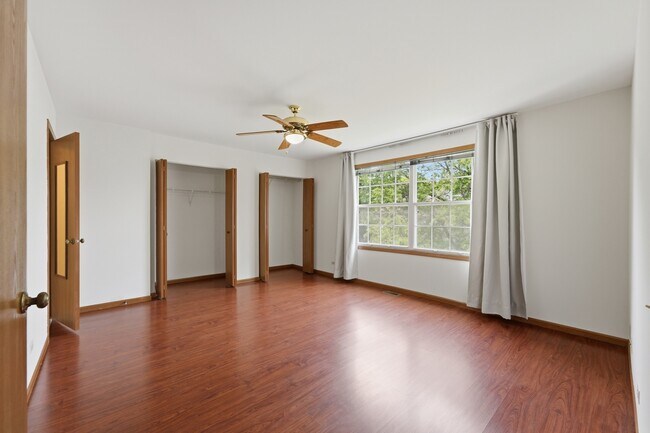 Building Photo - 1404 W Sapphire Dr
