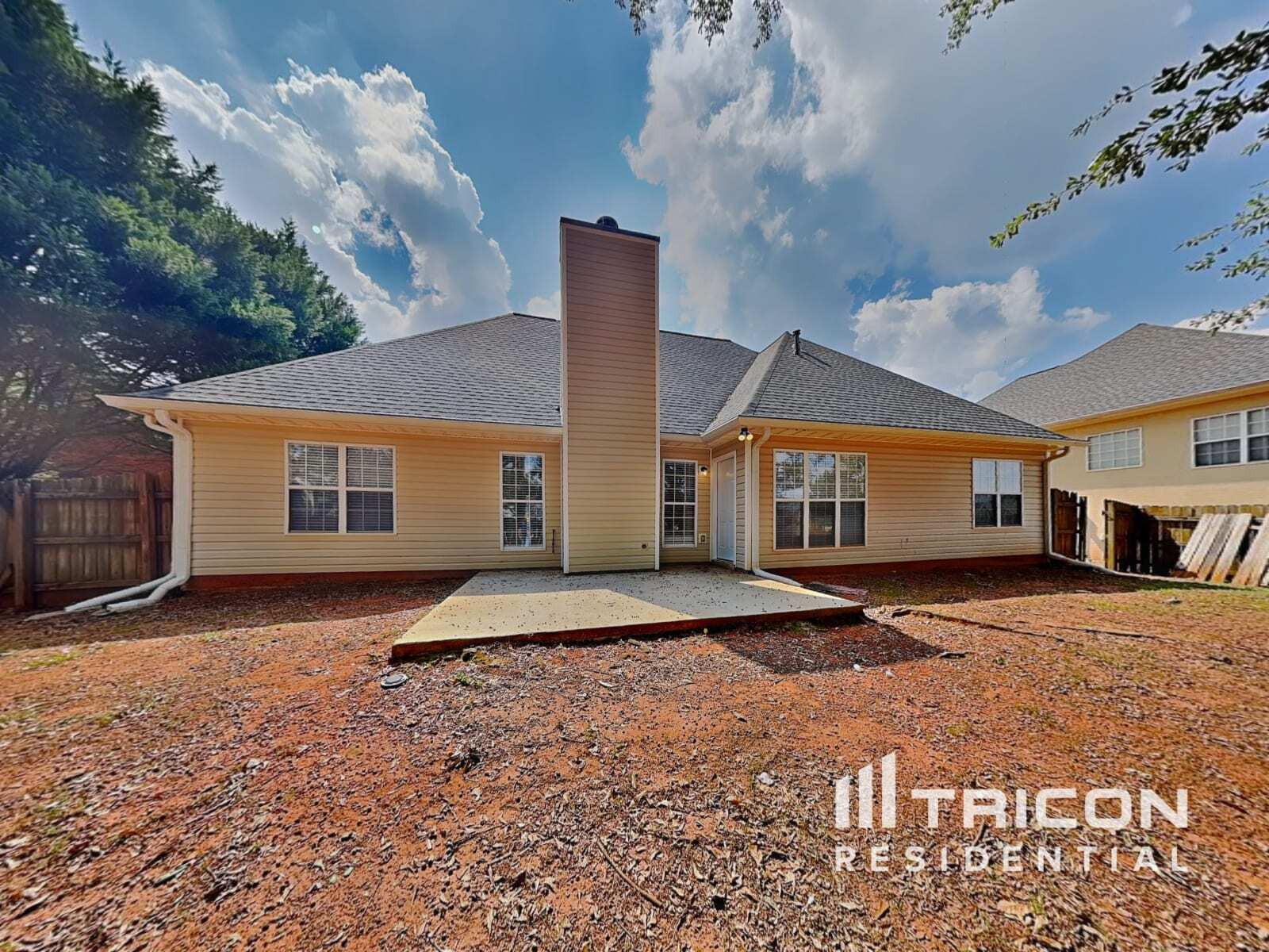 Building Photo - 222 Yardsley Dr