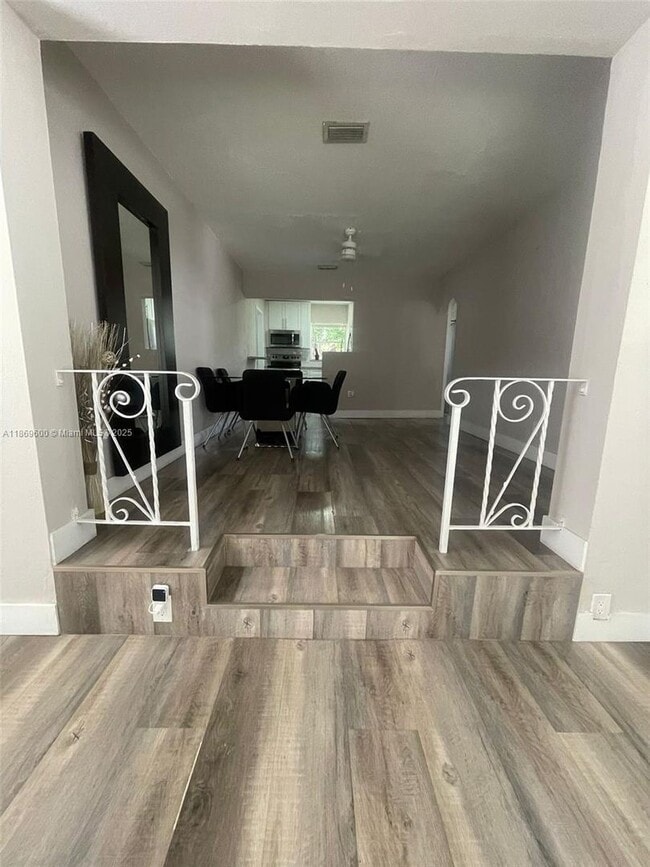 Building Photo - 2111 Adams St